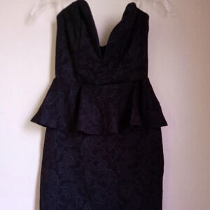 Love Culture strapless bodycon peplum mini dress size medium